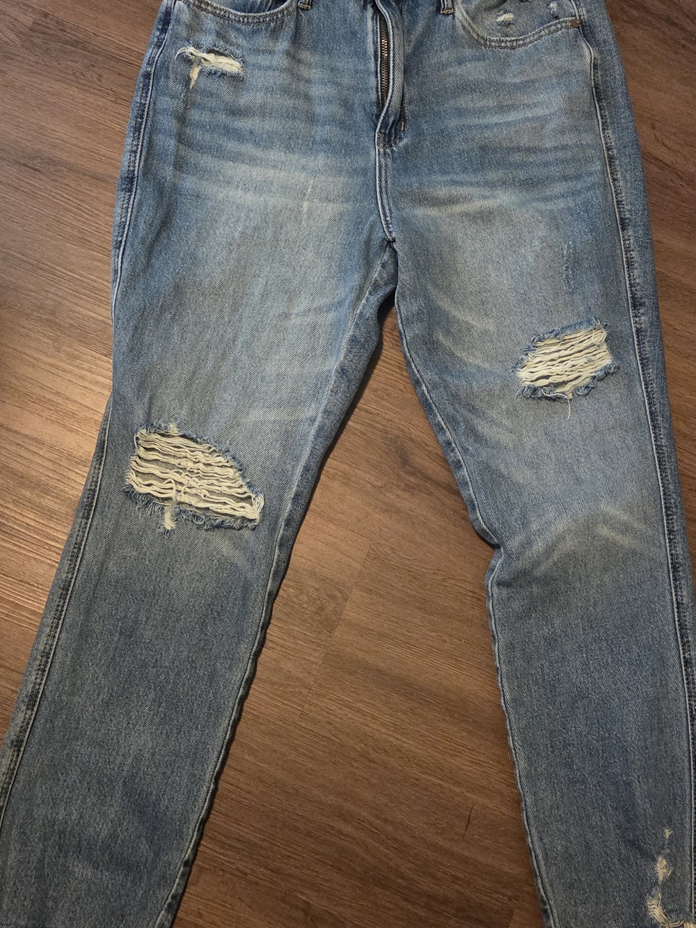 Judy Blue Size 11/30  Light Blue Slim Straight Distressed Jeans Women Girls